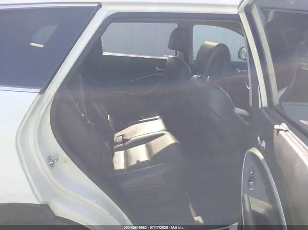 KM8SR4HF5HU248985 2017 HYUNDAI SANTA FE - Image 8