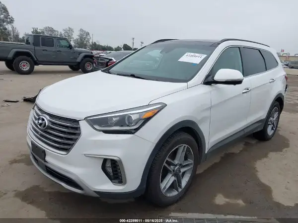 KM8SR4HF5HU254981 2017 HYUNDAI SANTA FE - Image 2