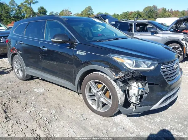 KM8SR4HF5JU266747 2018 HYUNDAI SANTA FE - Image 1