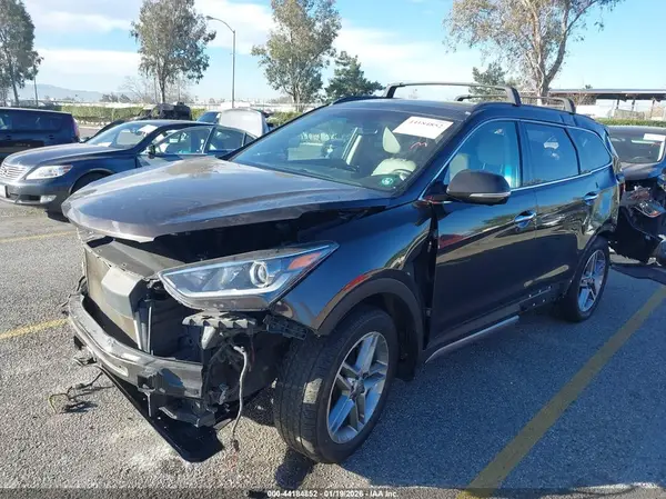 KM8SR4HF5JU268157 2018 HYUNDAI SANTA FE - Image 2