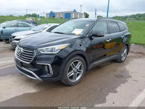 KM8SR4HF6HU205093 2017 HYUNDAI SANTA FE - Image 2
