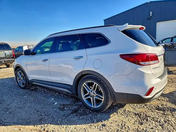 KM8SR4HF6HU252141 2017 HYUNDAI SANTA FE - Image 2