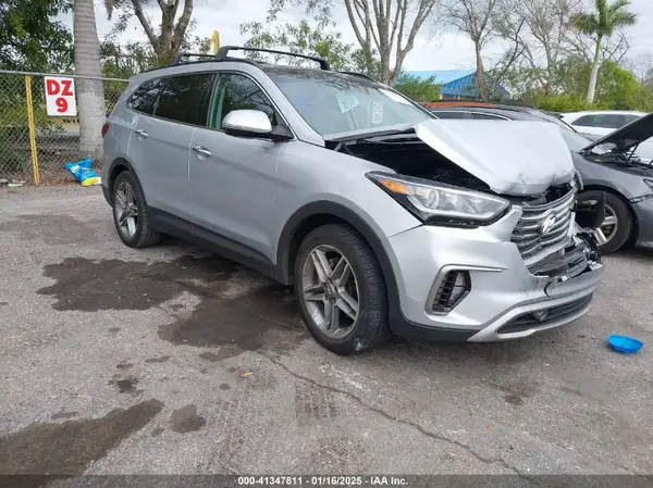 KM8SR4HF6JU266238 2018 HYUNDAI SANTA FE - Image 1