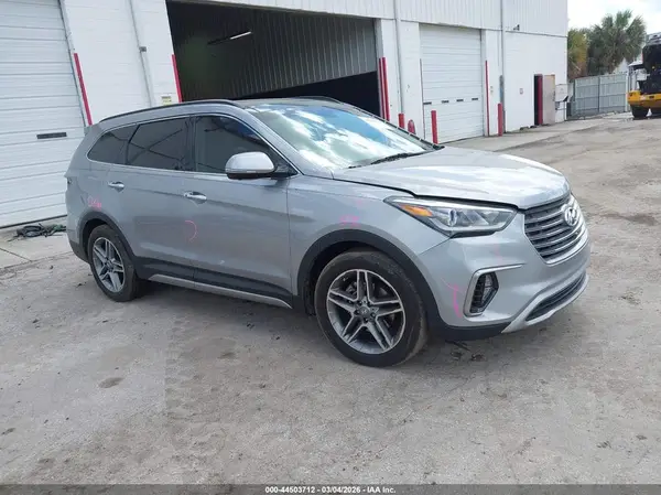 KM8SR4HF6JU287820 2018 HYUNDAI SANTA FE - Image 1