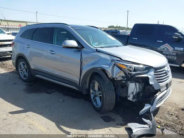 KM8SR4HF6JU290880 2018 HYUNDAI SANTA FE - Image 1