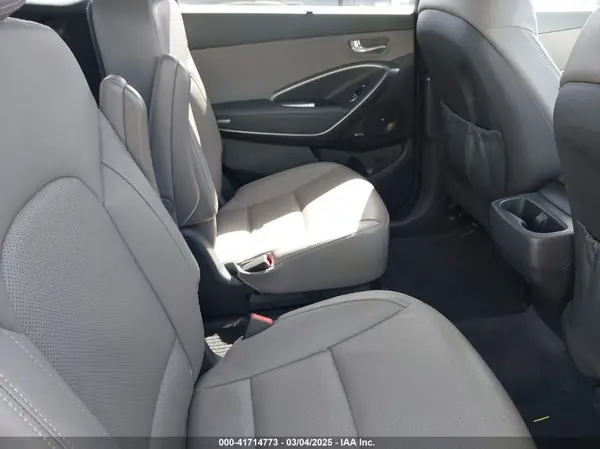 KM8SR4HF6JU290880 2018 HYUNDAI SANTA FE - Image 8