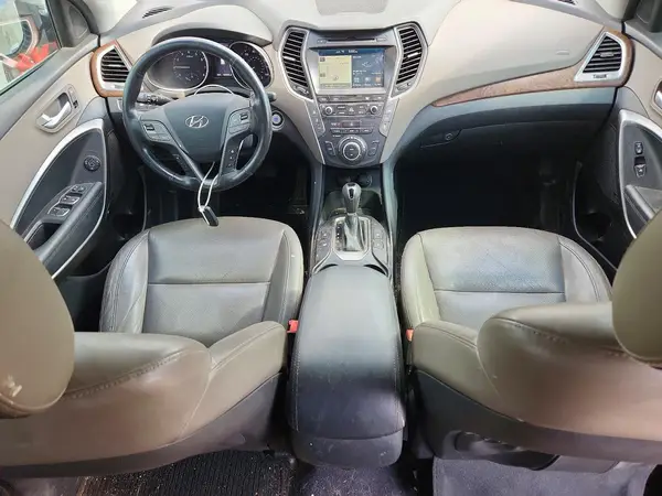 KM8SR4HF7HU167969 2017 HYUNDAI SANTA FE - Image 8