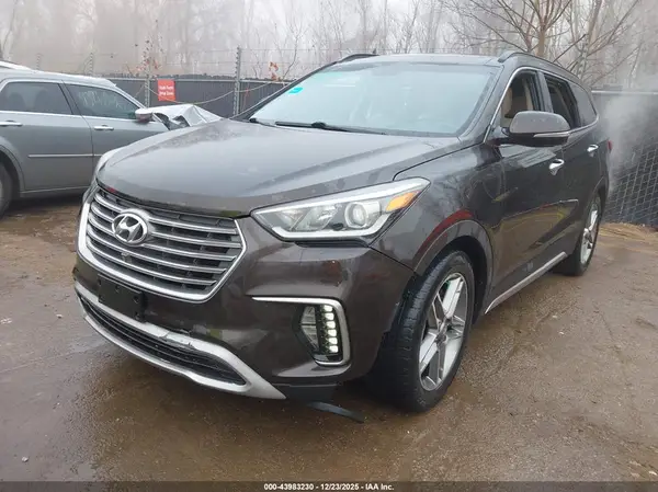 KM8SR4HF7HU168023 2017 HYUNDAI SANTA FE - Image 2