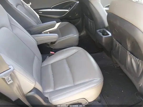 KM8SR4HF7HU175523 2017 HYUNDAI SANTA FE - Image 8