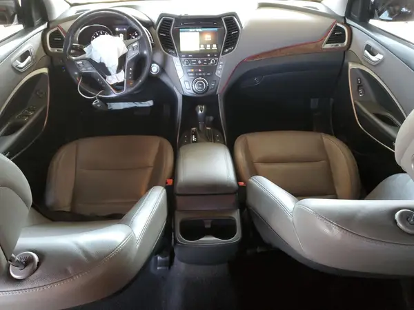 KM8SR4HF7HU195545 2017 HYUNDAI SANTA FE - Image 8