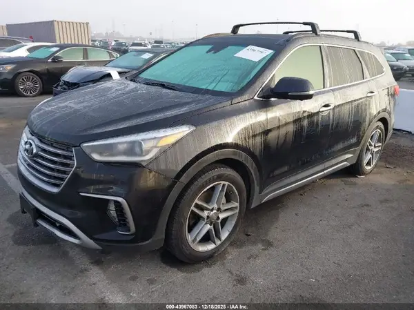 KM8SR4HF7HU217575 2017 HYUNDAI SANTA FE - Image 2
