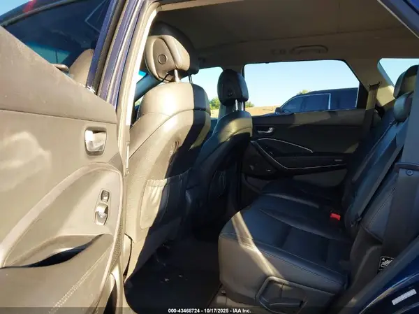 KM8SR4HF7HU233565 2017 HYUNDAI SANTA FE - Image 8