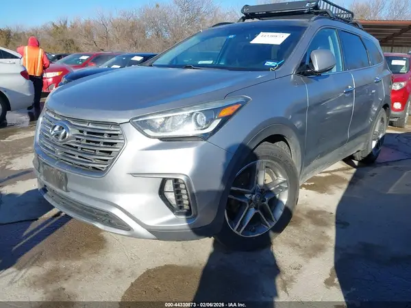 KM8SR4HF7JU294095 2018 HYUNDAI SANTA FE - Image 2