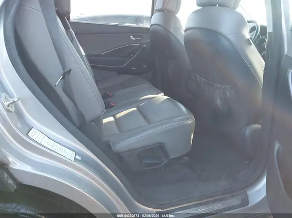 KM8SR4HF7JU294095 2018 HYUNDAI SANTA FE - Image 8