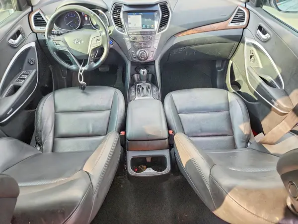 KM8SR4HF7KU304870 2019 HYUNDAI SANTA FE - Image 8