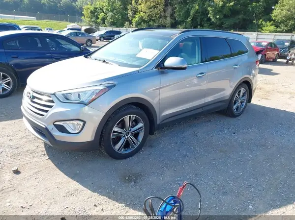 KM8SR4HF8GU133425 2016 HYUNDAI SANTA FE - Image 2
