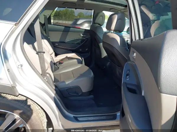 KM8SR4HF8GU133425 2016 HYUNDAI SANTA FE - Image 8