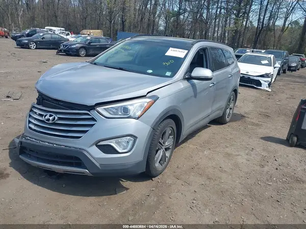 KM8SR4HF8GU141783 2016 HYUNDAI SANTA FE - Image 2