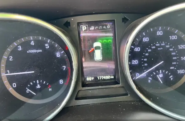 KM8SR4HF8HU166443 2017 HYUNDAI SANTA FE - Image 8