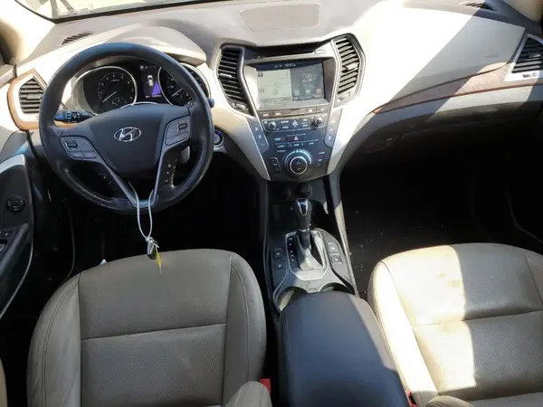 KM8SR4HF8HU167267 2017 HYUNDAI SANTA FE - Image 8