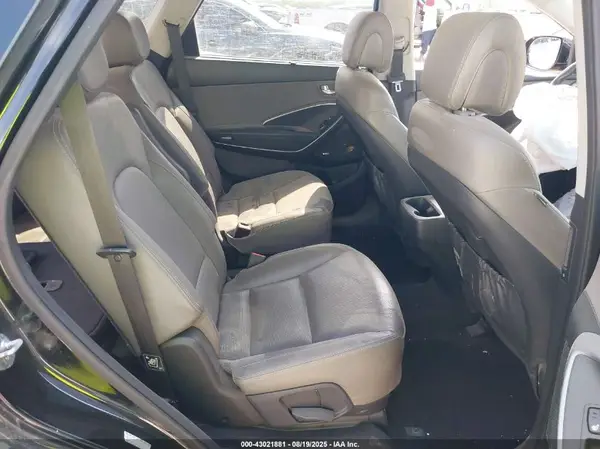 KM8SR4HF8HU184862 2017 HYUNDAI SANTA FE - Image 8