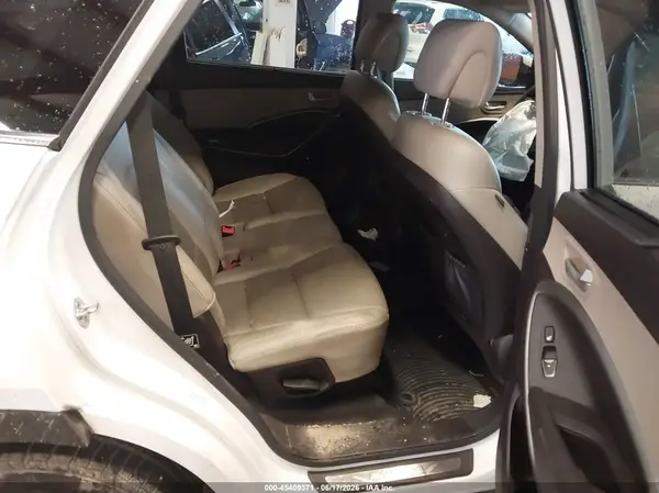 KM8SR4HF8HU205970 2017 HYUNDAI SANTA FE - Image 8