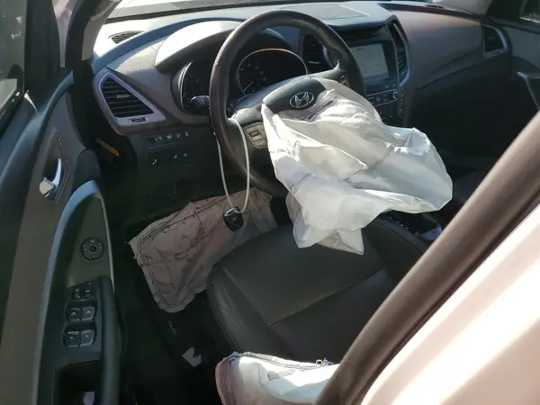 KM8SR4HF8HU209503 2017 HYUNDAI SANTA FE - Image 8