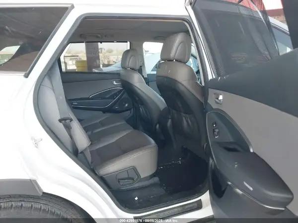 KM8SR4HF8HU222221 2017 HYUNDAI SANTA FE - Image 8