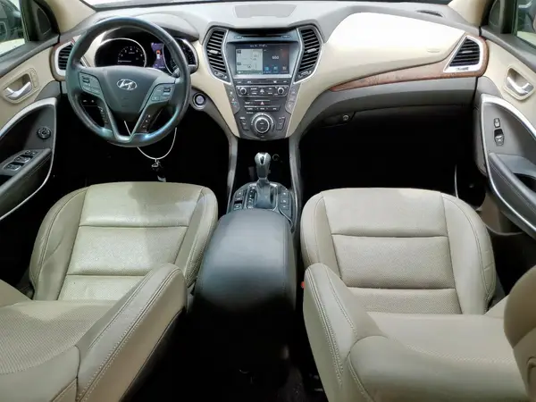 KM8SR4HF8HU233946 2017 HYUNDAI SANTA FE - Image 8