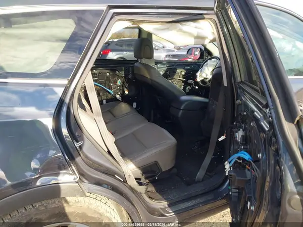 KM8SR4HF8JU273871 2018 HYUNDAI SANTA FE - Image 8
