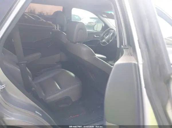 KM8SR4HF9GU152937 2016 HYUNDAI SANTA FE - Image 8