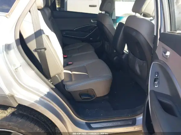 KM8SR4HF9GU153666 2016 HYUNDAI SANTA FE - Image 8
