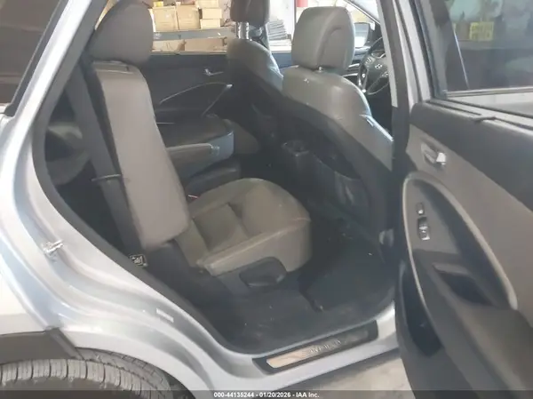 KM8SR4HF9HU189066 2017 HYUNDAI SANTA FE - Image 8
