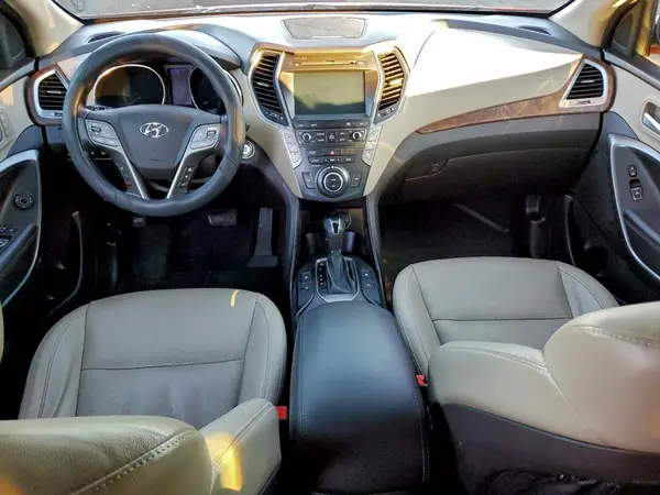 KM8SR4HF9HU193795 2017 HYUNDAI SANTA FE - Image 8