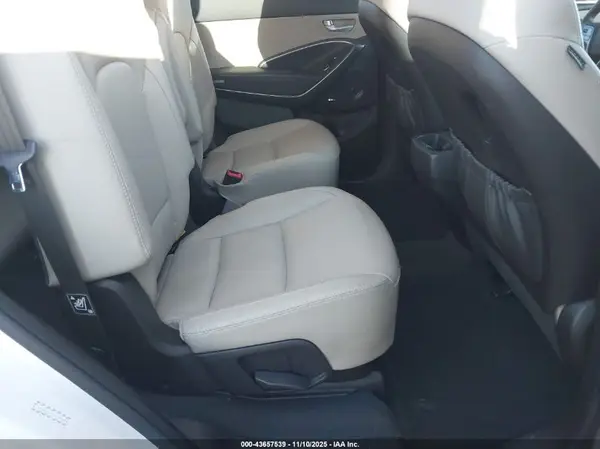 KM8SR4HF9HU246804 2017 HYUNDAI SANTA FE - Image 8