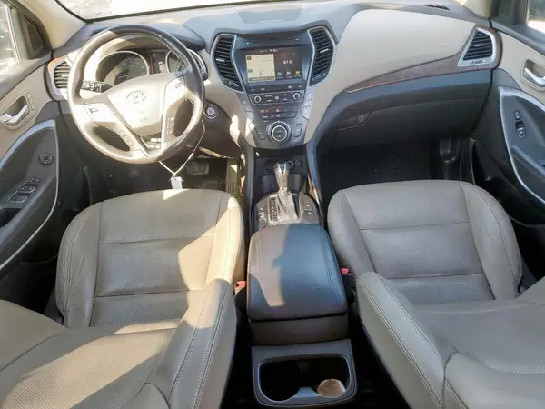 KM8SR4HFXHU216453 2017 HYUNDAI SANTA FE - Image 8