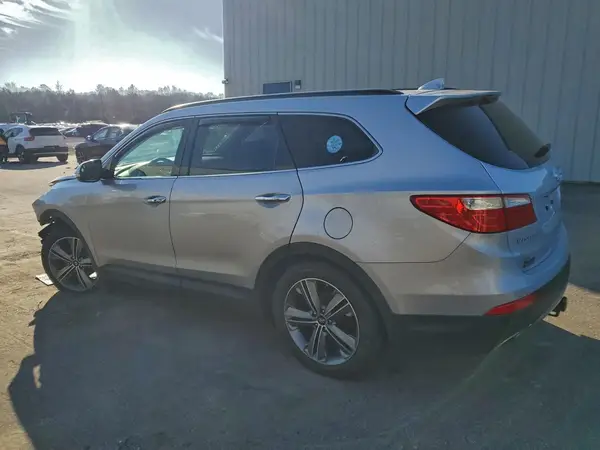 KM8SRDHF0GU148582 2016 HYUNDAI SANTA FE - Image 2