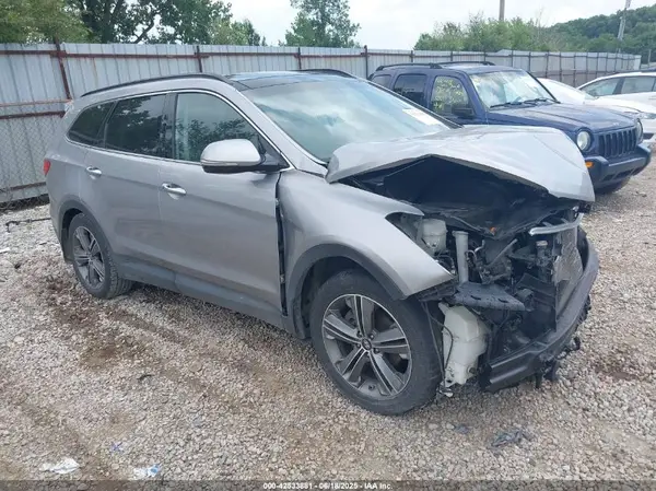 KM8SRDHF0GU157864 2016 HYUNDAI SANTA FE - Image 1