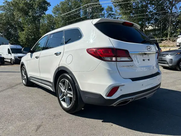 KM8SRDHF0HU175959 2017 HYUNDAI SANTA FE - Image 2