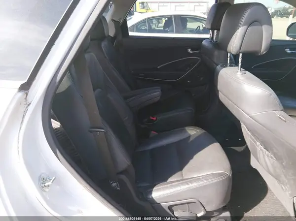 KM8SRDHF0HU183060 2017 HYUNDAI SANTA FE - Image 8