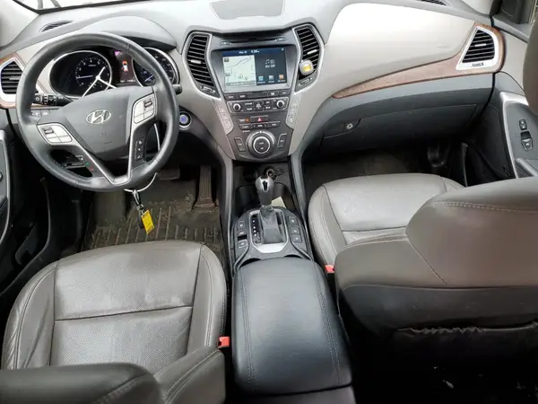 KM8SRDHF0HU204862 2017 HYUNDAI SANTA FE - Image 8