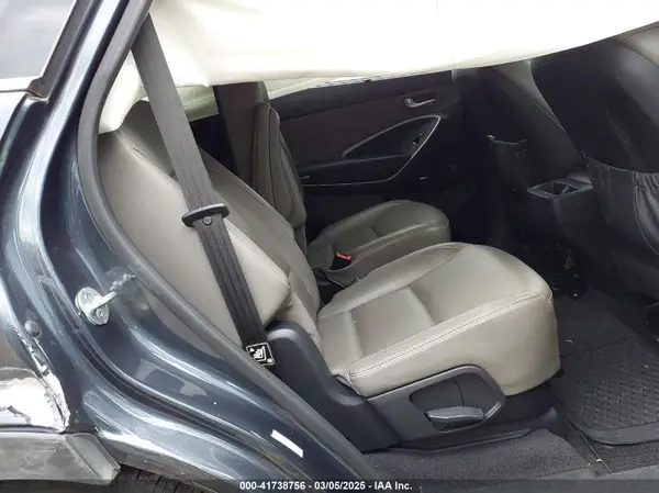 KM8SRDHF0HU237120 2017 HYUNDAI SANTA FE - Image 8