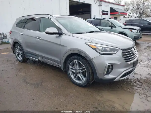 KM8SRDHF0HU252149 2017 HYUNDAI SANTA FE - Image 1