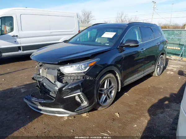 KM8SRDHF0HU256914 2017 HYUNDAI SANTA FE - Image 2