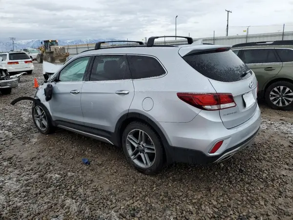 KM8SRDHF0JU258121 2018 HYUNDAI SANTA FE - Image 2