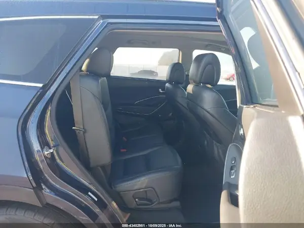 KM8SRDHF0JU261939 2018 HYUNDAI SANTA FE - Image 8