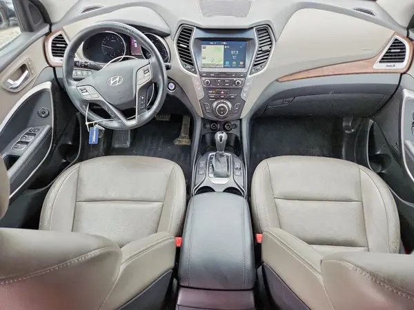 KM8SRDHF0KU310025 2019 HYUNDAI SANTA FE - Image 8