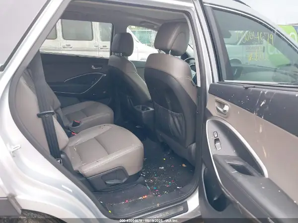 KM8SRDHF1HU235280 2017 HYUNDAI SANTA FE - Image 8