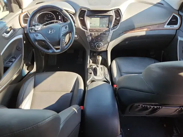 KM8SRDHF1HU242956 2017 HYUNDAI SANTA FE - Image 8