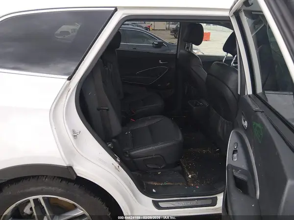 KM8SRDHF1JU271881 2018 HYUNDAI SANTA FE - Image 8